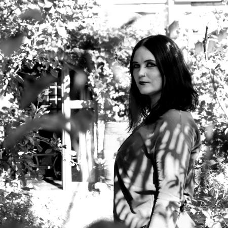 Raya Schaduwjaagster