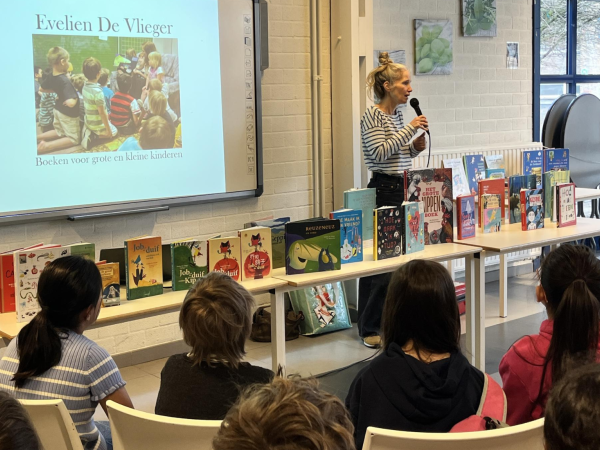 Auteur spreekt voor kinderen